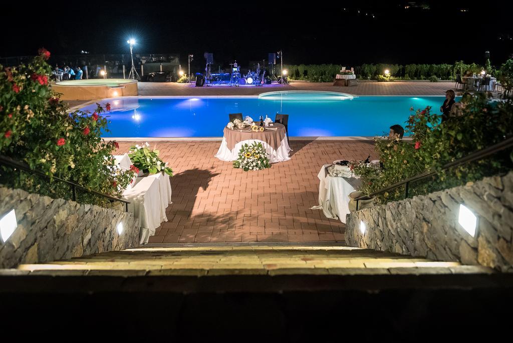 Valle Himara Guest House Piana Degli Albanesi Exterior photo