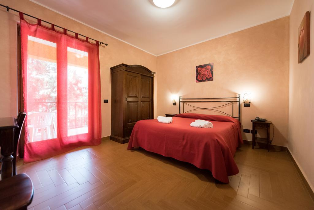 Valle Himara Guest House Piana Degli Albanesi Exterior photo